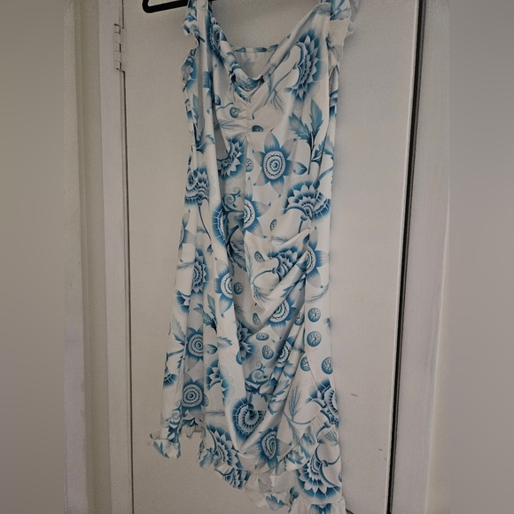 Dresses & Skirts - Floral Blue and White Dress